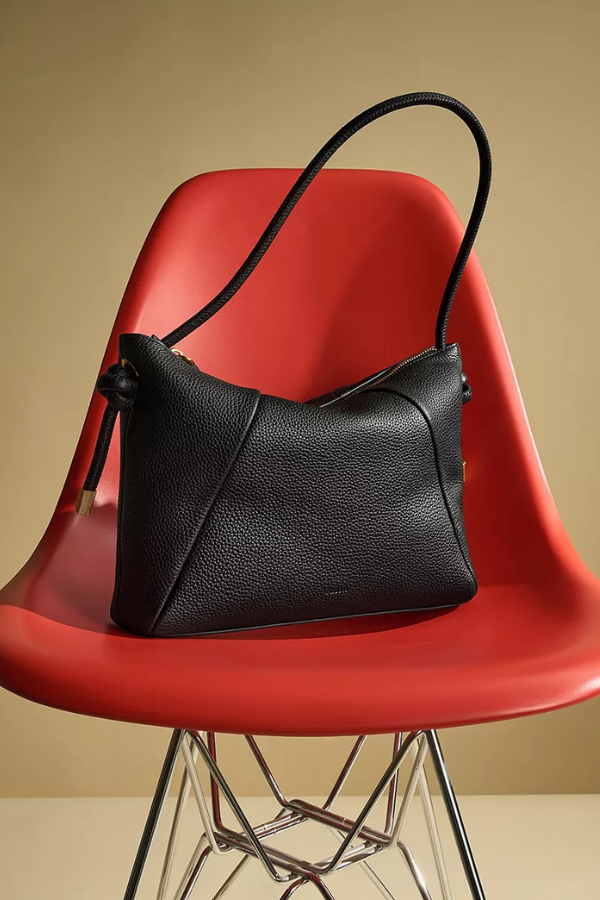 Fossil® • Willa Shoulder - Black