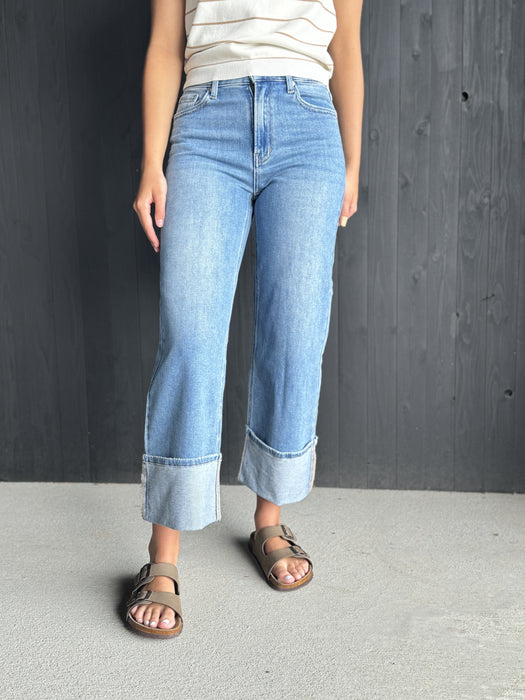 Just Black Denim • Petite Cuffed Slim Wide - Medium Denim