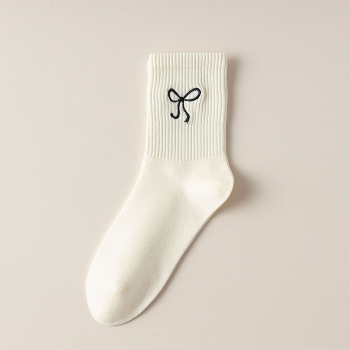 Embroidered Bow Crew Socks