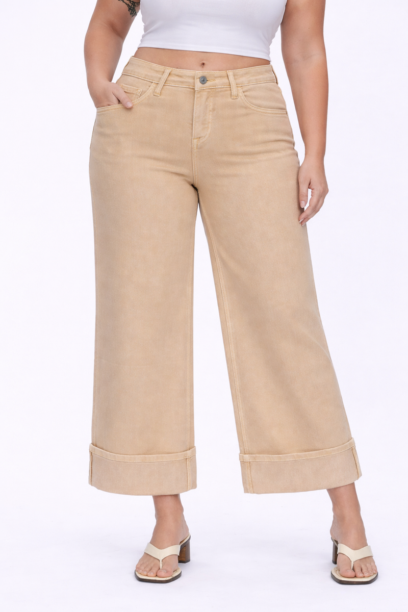 Lovervet • Mid Rise Wide Leg Jeans - Sun Beige (Curvy)