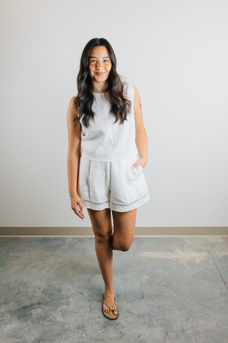 Sleeveless Linen Crop Top - White