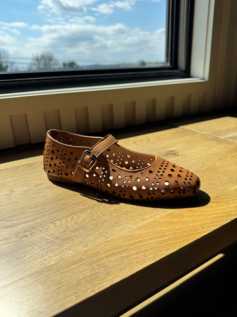 Arbella Flats- Camel