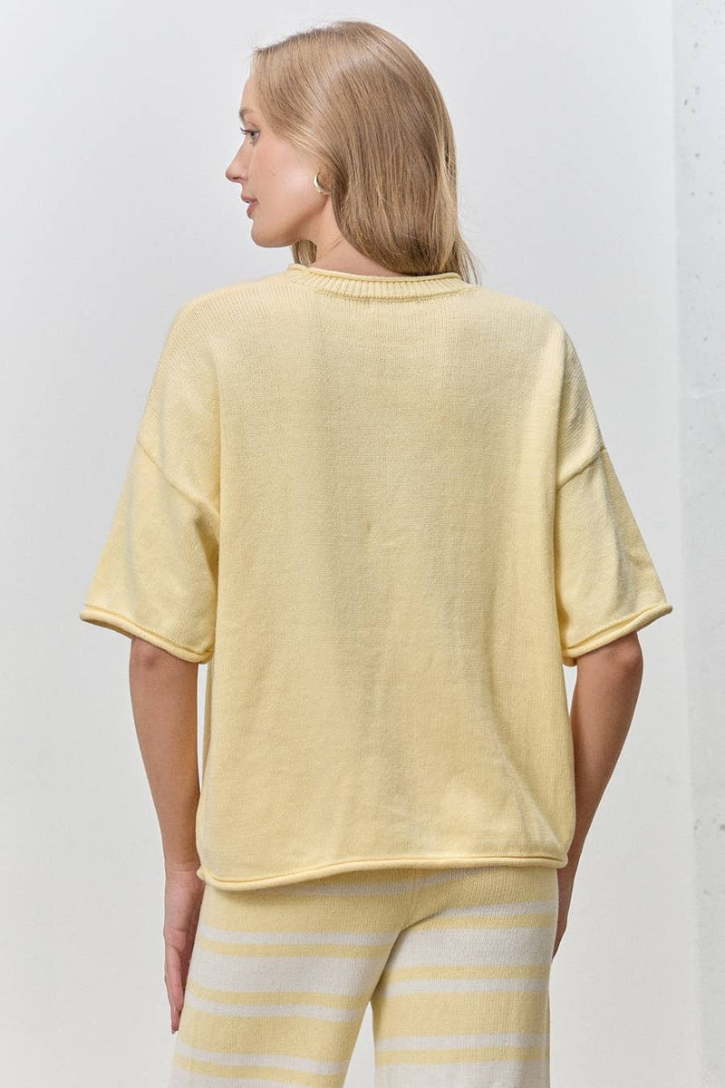 Short Sleeve Sweater - Yellow (Curvy)