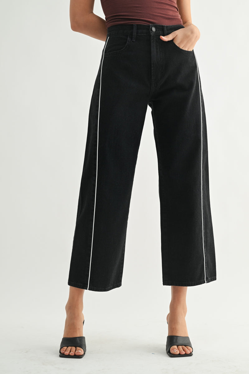 Just Black Denim • Barrel Jean Twist with Piping - Black