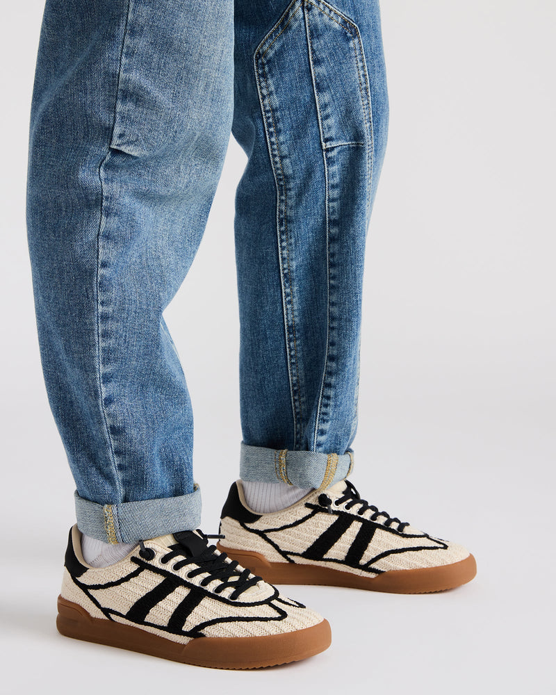 Steve Madden • Verdict Crochet Sneaker - Natural & Black