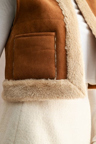 Reversible Vest W/ Sherpa & Suede - Camel