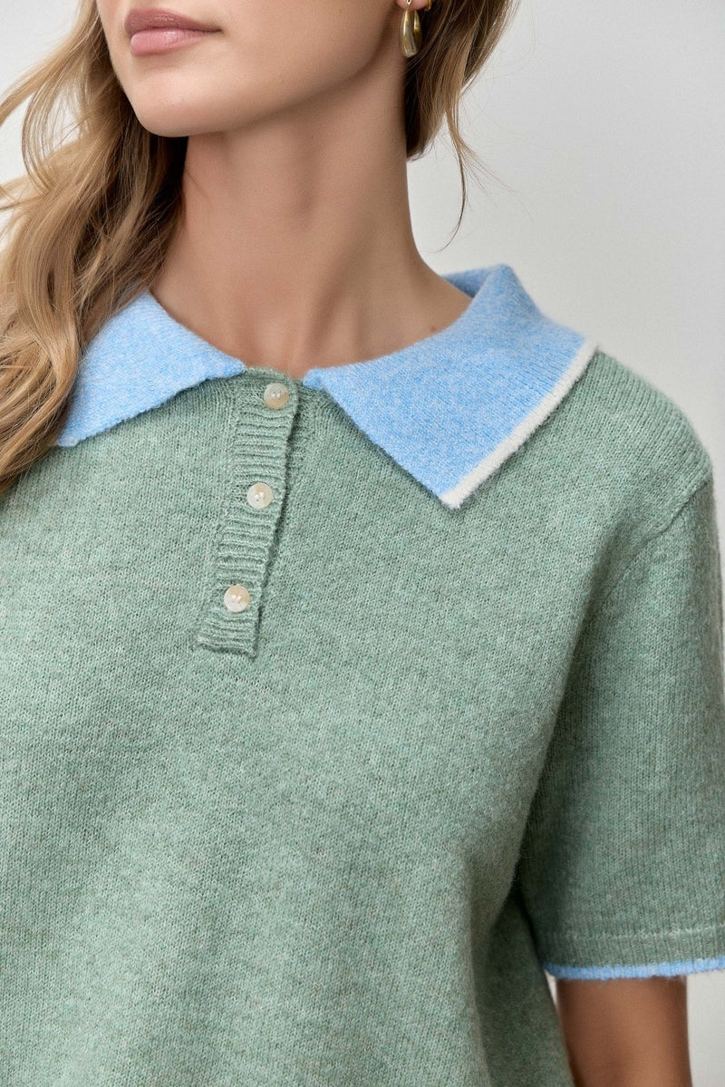 Contrast Collar Knit Top - Sage (Curvy)