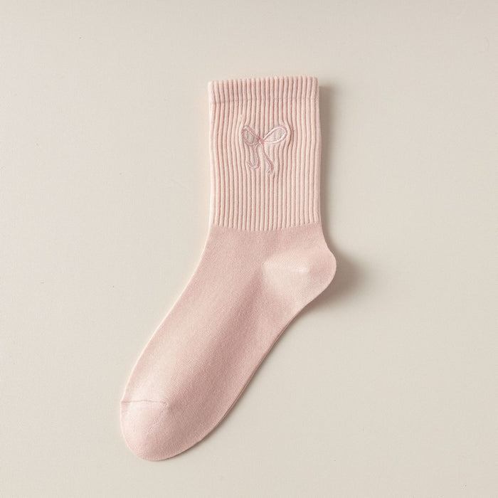 Embroidered Bow Crew Socks