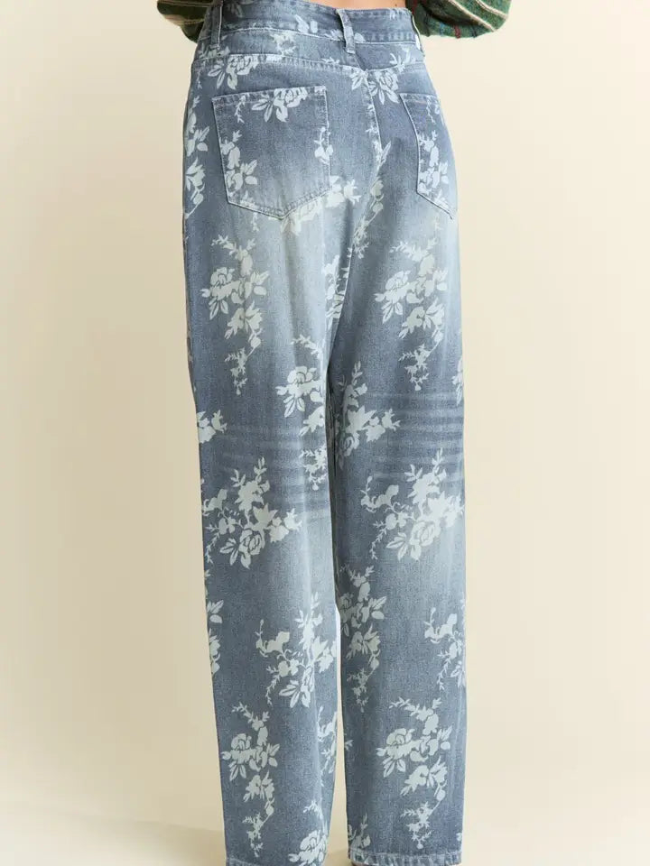 Floral Print Jeans/Curvy