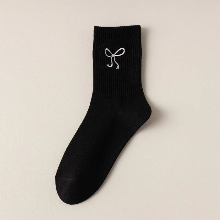 Embroidered Bow Crew Socks