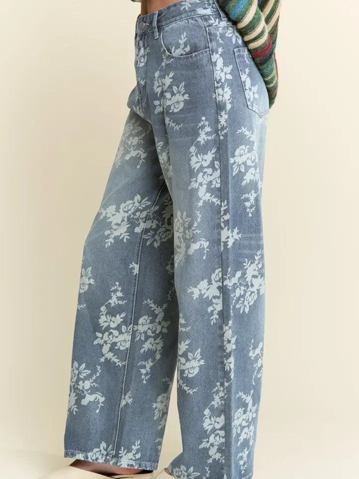 Floral Print Jeans/Curvy