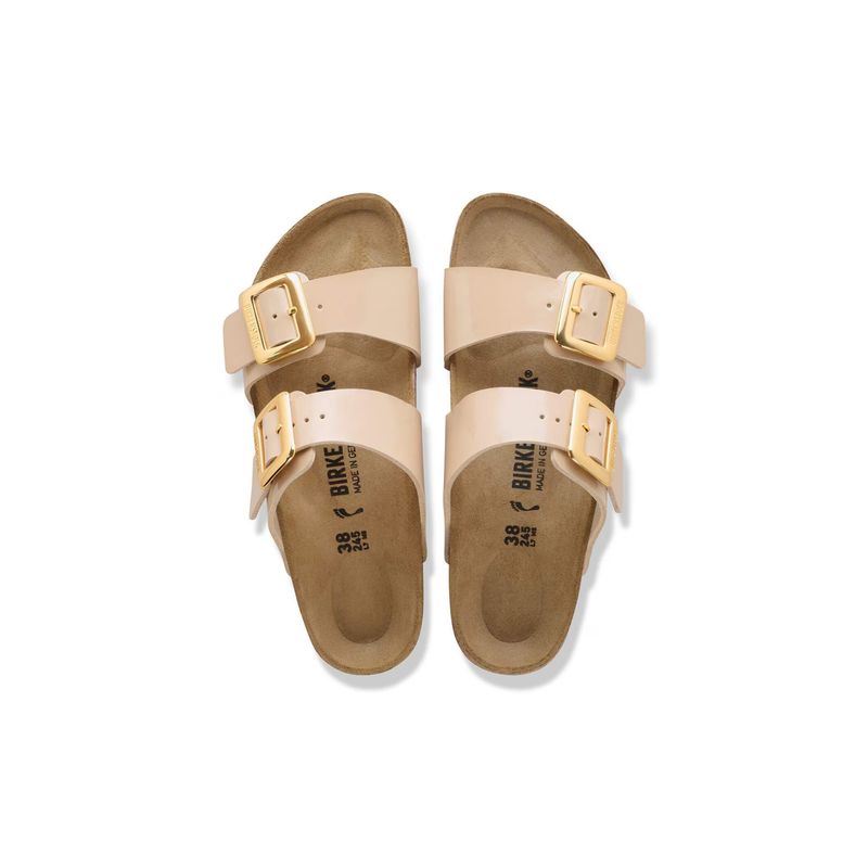 Birkenstock® • Sydney Luxe Buckle - Patent Sand (Narrow)