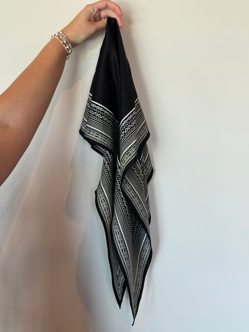 Border Print Triangle Lightweight Scarf - Black