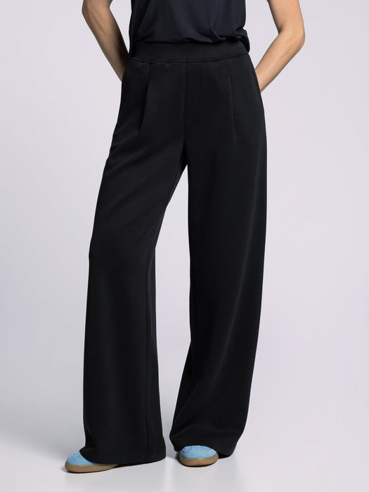Recreation • Frida Pants - Black