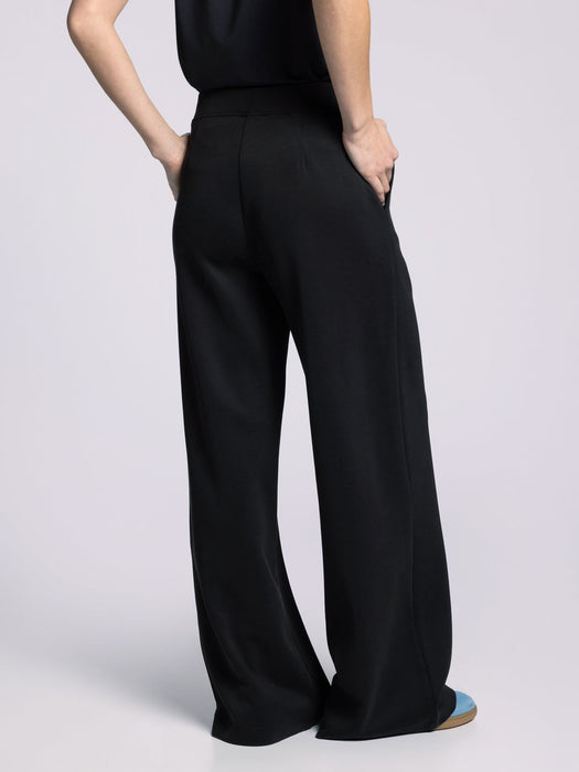 Recreation • Frida Pants - Black