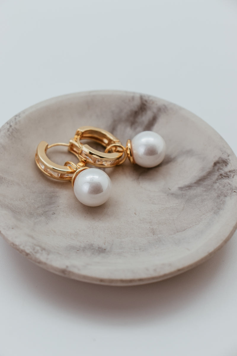 Gold 18K Plated Jumbo Pearl & CZ Baguette Convertible Earring - 23690