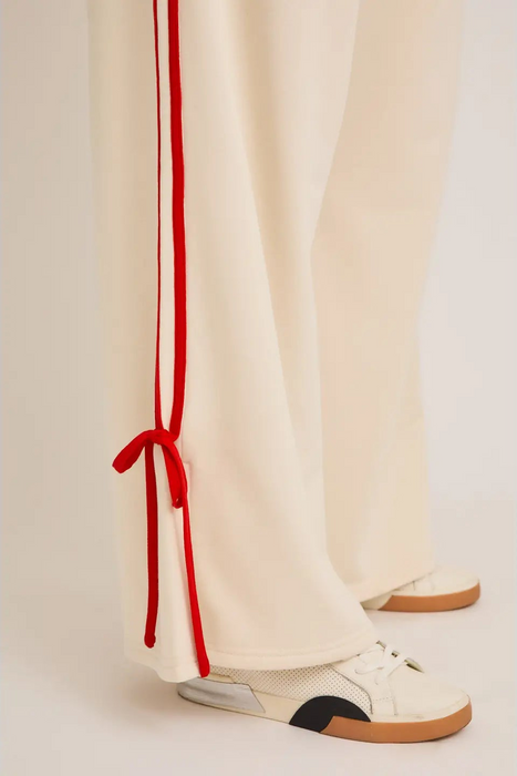 Draw String Sweatpants w/ Piping Detail - Cream/Red