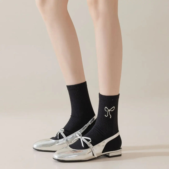 Embroidered Bow Crew Socks