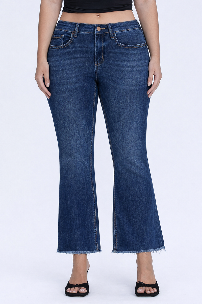 Lovervet • Mid Rise Kick Flare Jeans - Privilege (Curvy)